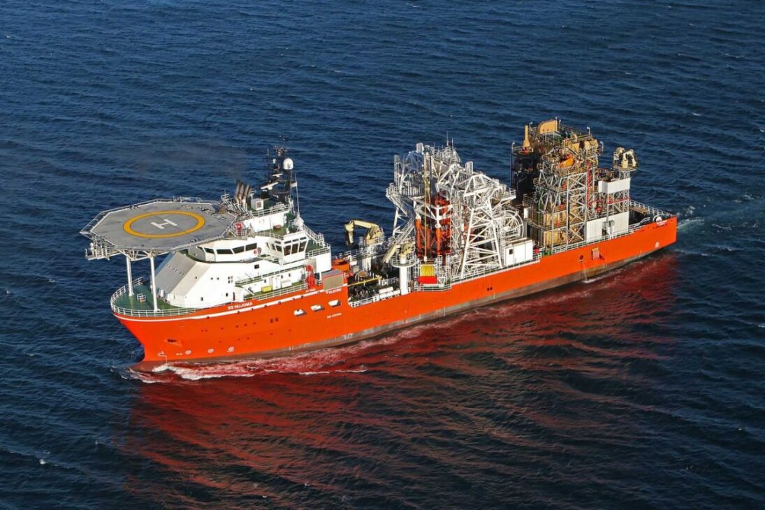 Equipada con un robot de 285 toneladas, la 'SS Nujoma' es el barco de minería que usa tecnología de vacío para encontrar diamantes en el fondo del océano