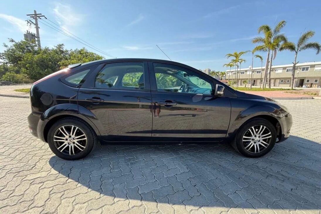 Ex-top De Línea Por Precio De Popular: 5 Autos Hasta 40 Mil Reales Que Aún Impresionan