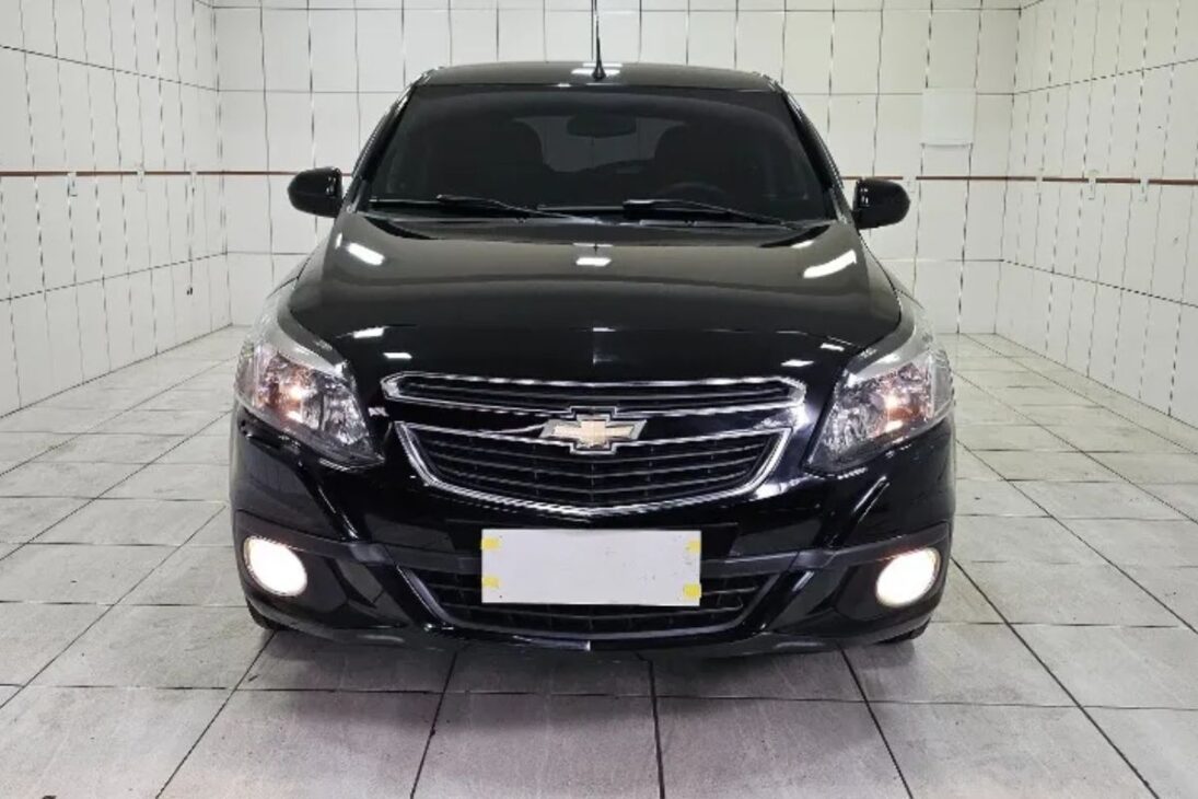 Ex-top De Línea Por Precio De Popular: 5 Autos Hasta 40 Mil Reales Que Aún Impresionan