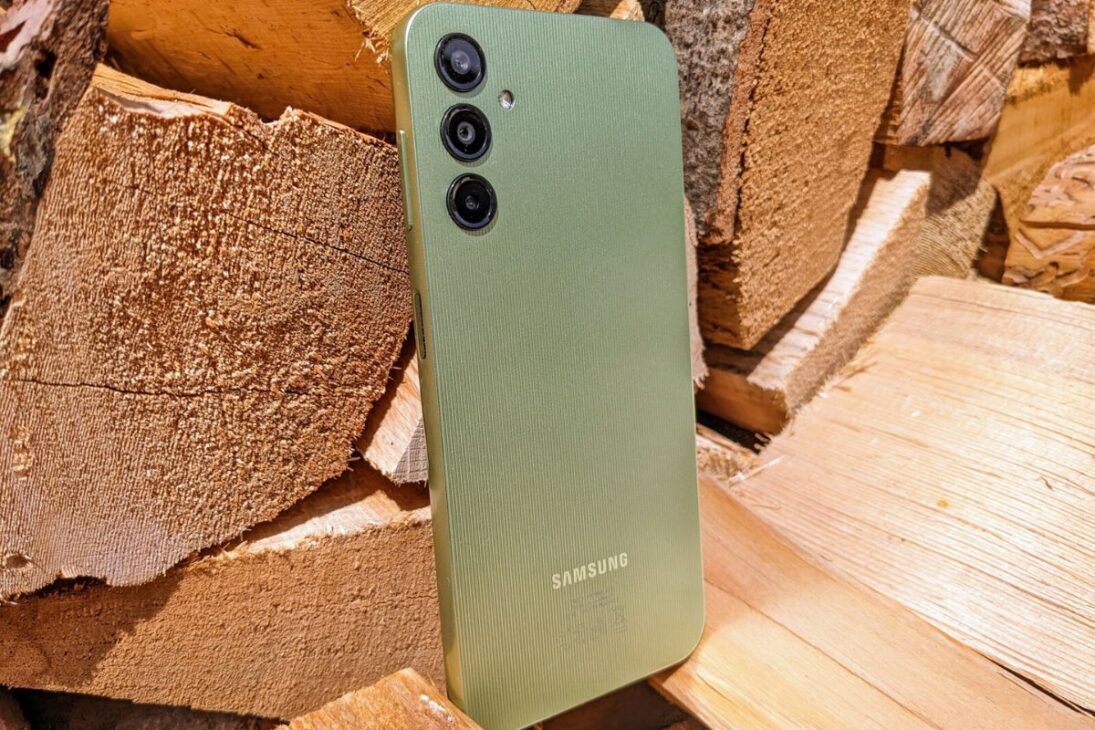 Galaxy A14 recibe One UI 7 con visual renovado y funciones premium antes del fin del soporte