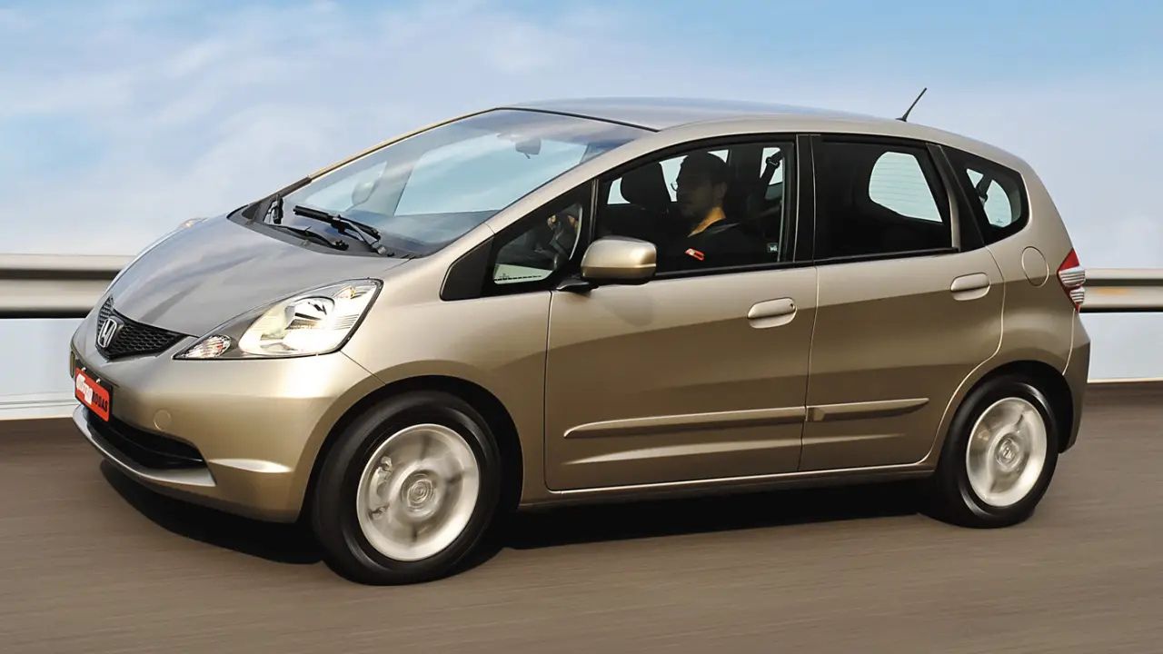 Honda Fit 1.4 LX automático: conforto e confiabilidade.