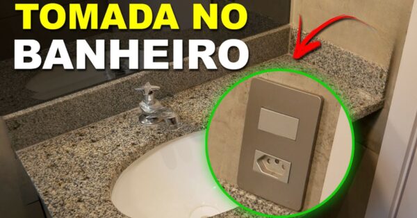 Descubra por que o interruptor do banheiro brasileiro fica do lado de fora e como normas de segurança elétrica influenciam casas no Brasil.