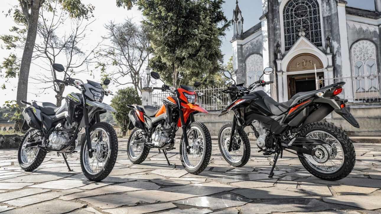 Descubre por qué la Honda NXR 160 BROS 2025 es referencia en motor monocilíndrico, bajo consumo y robustez para uso urbano y profesional.
