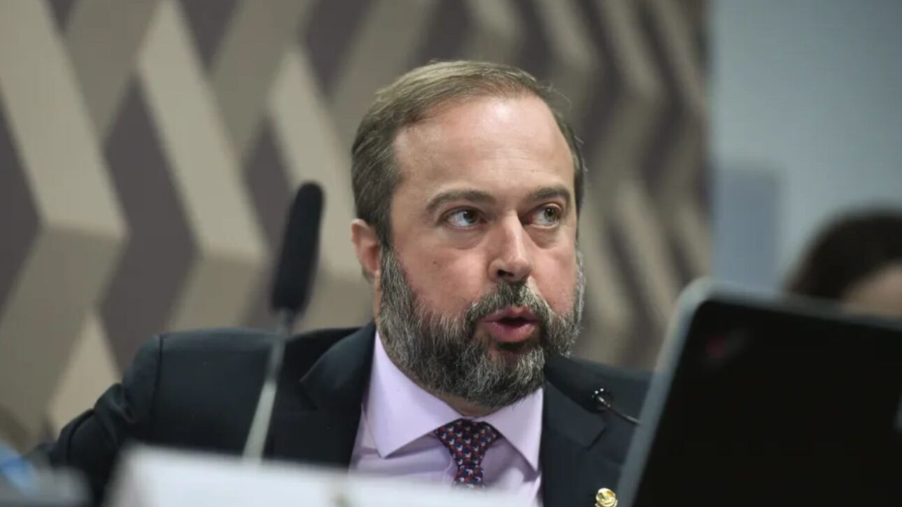 El Gobierno Debate la Privatización de Petrobras y los Riesgos de Combustibles Caros. La Decisión sobre el Polo Bahía Puede Impactar Precios y Abastecimiento en Brasil. Ministro de Minas y Energía, Alexandre Silveira