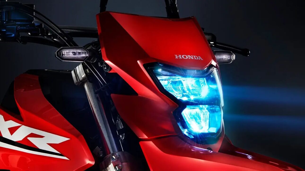 Nueva Honda XR 300L Reúne Motor 293 cc, Panel Digital y Tecnología para Sendero y Asfalto. Versatilidad, Seguridad y Diseño Innovador. (Imagen: difusión)