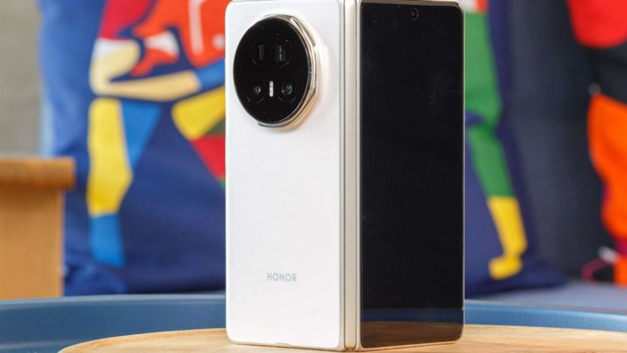 Conoce el Honor Magic V5, el celular doblable más delgado del mundo, con batería turbo, cámaras avanzadas y tecnología de punta. Verifica.