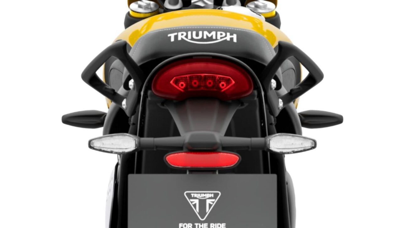 Descubre La Triumph Scrambler 400 XC 2026, Equipado Con Motor TR-Series De 398 cc, 40 cv, ABS Conmutable Y Tecnología Premium Para Aventuras.