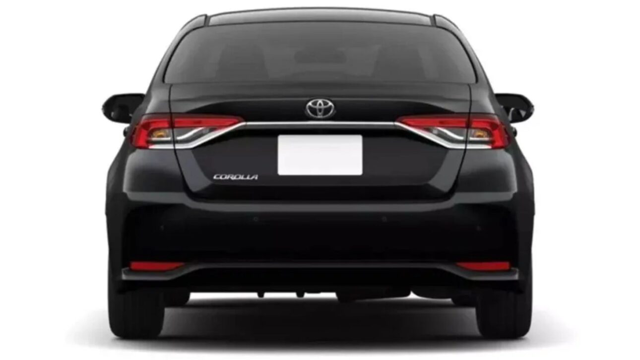 Conozca el Toyota Corolla GLi 2025, nuevo híbrido de entrada con motor inédito, autonomía de 745 km y precio competitivo para el mercado brasileño.