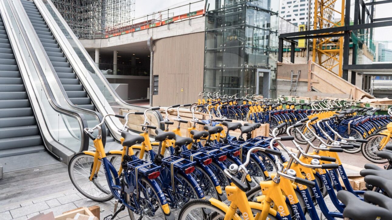 Ciudad europea paga a los habitantes por pedalear con una app que transforma kilómetros en premios, reduce coches y mejora la calidad del aire.