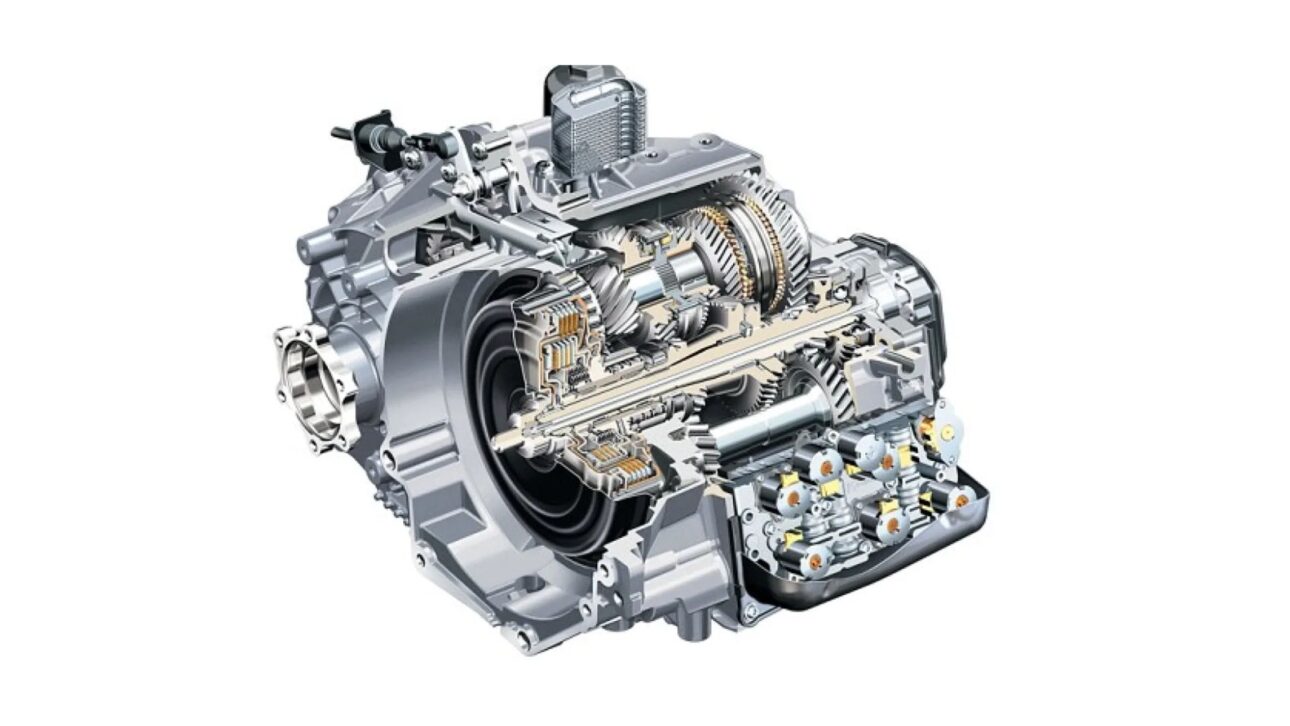 La transmisión DSG de 7 marchas presenta fallas graves en Golf, Audi A3 y Audi A1 usados. La reparación puede superar R$ 30 mil.