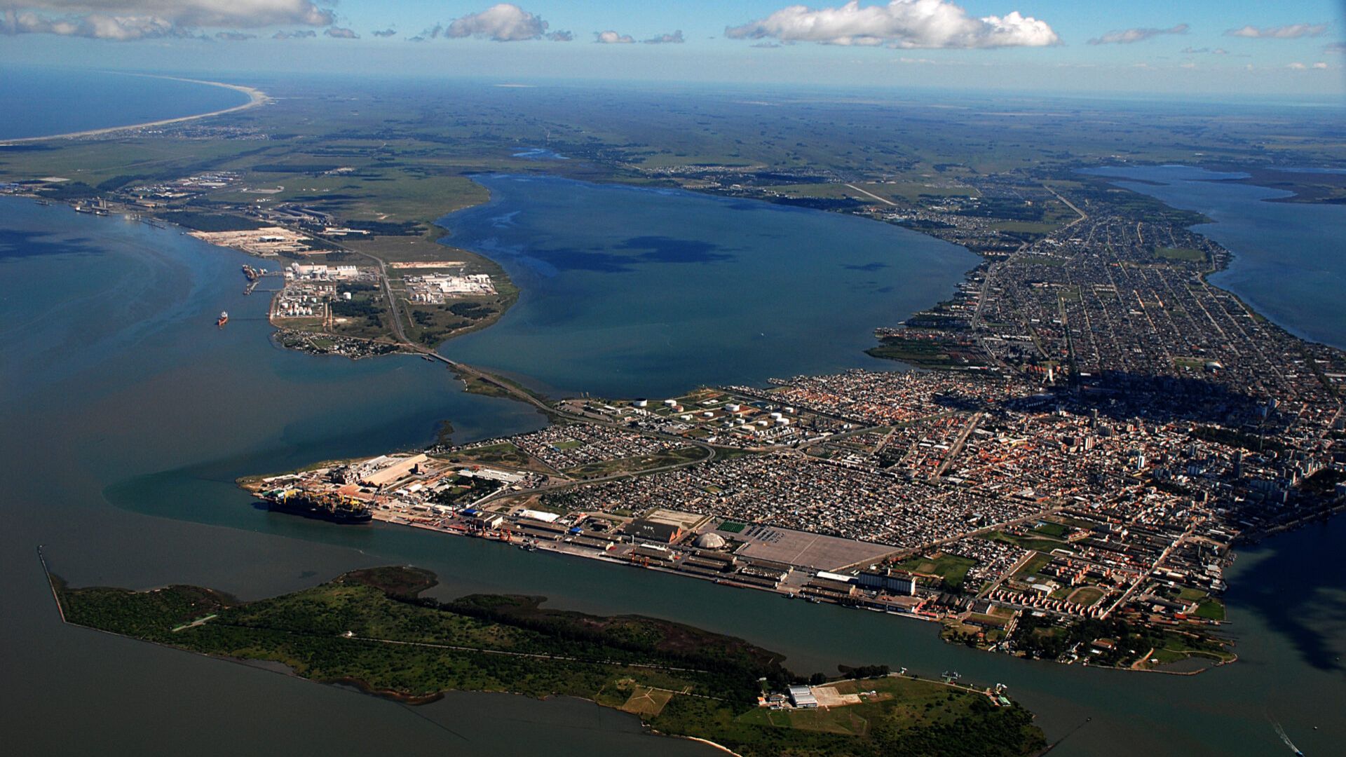 Descubra curiosidades e a importância da Lagoa dos Patos, o maior lago da América do Sul, destaque no Brasil em biodiversidade e turismo.