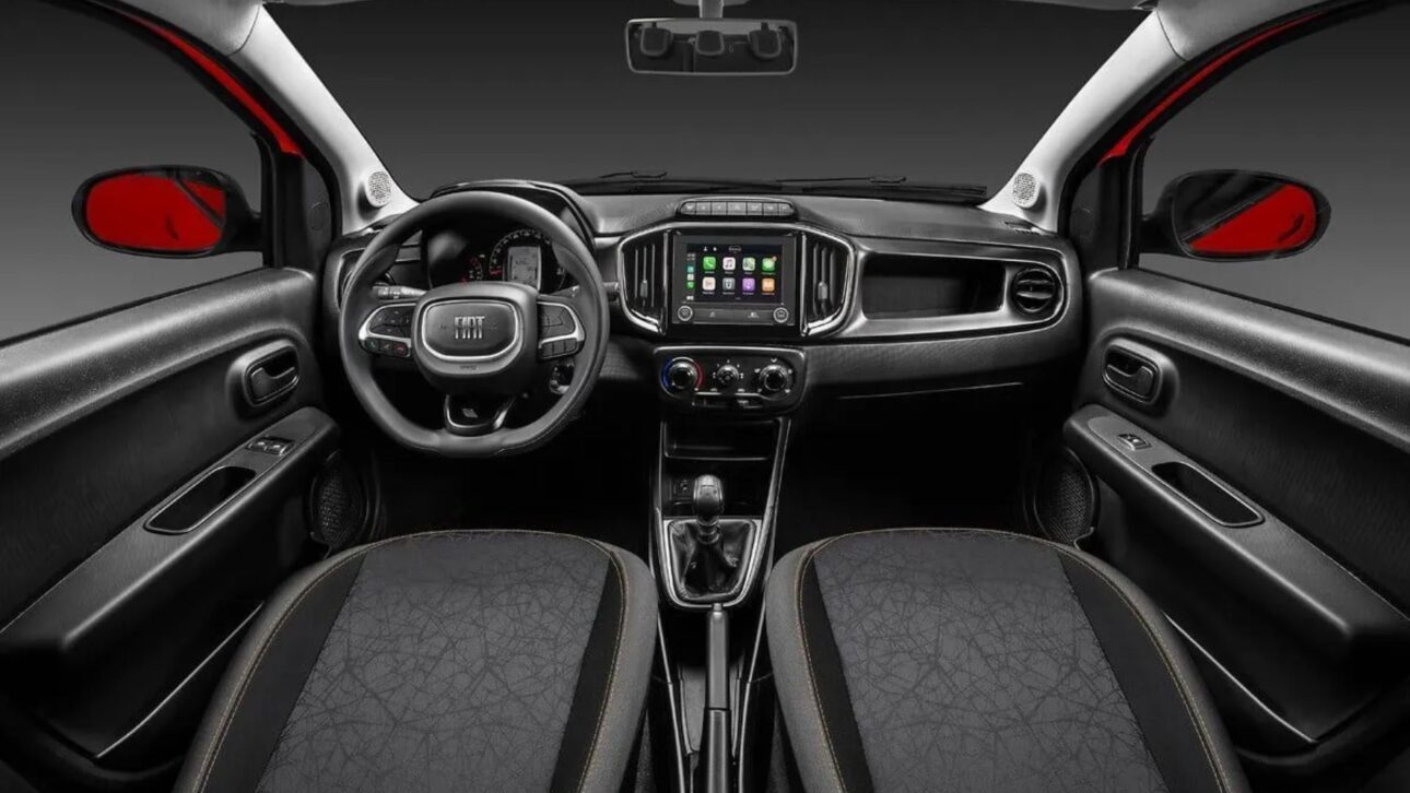 Fiat Mobi 2026 estrena en Brasil con motor más fuerte, interior renovado, nuevos paquetes tecnológicos y precio de coche popular.