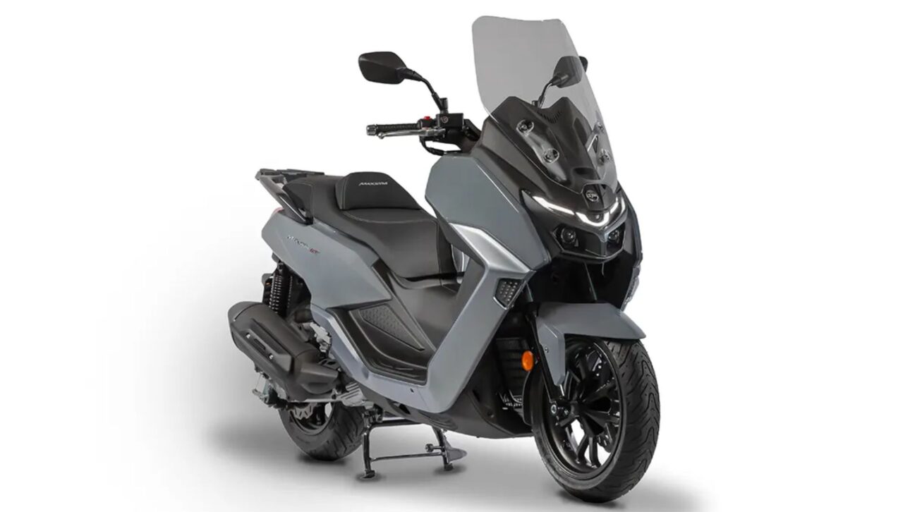 Nueva Dafra Maxsym 400 GT 2026 Alía Autonomía de 360 km, ABS, Control de Tracción y Motor 400 cc por Menos de R$ 40 mil. Confira Detalles.