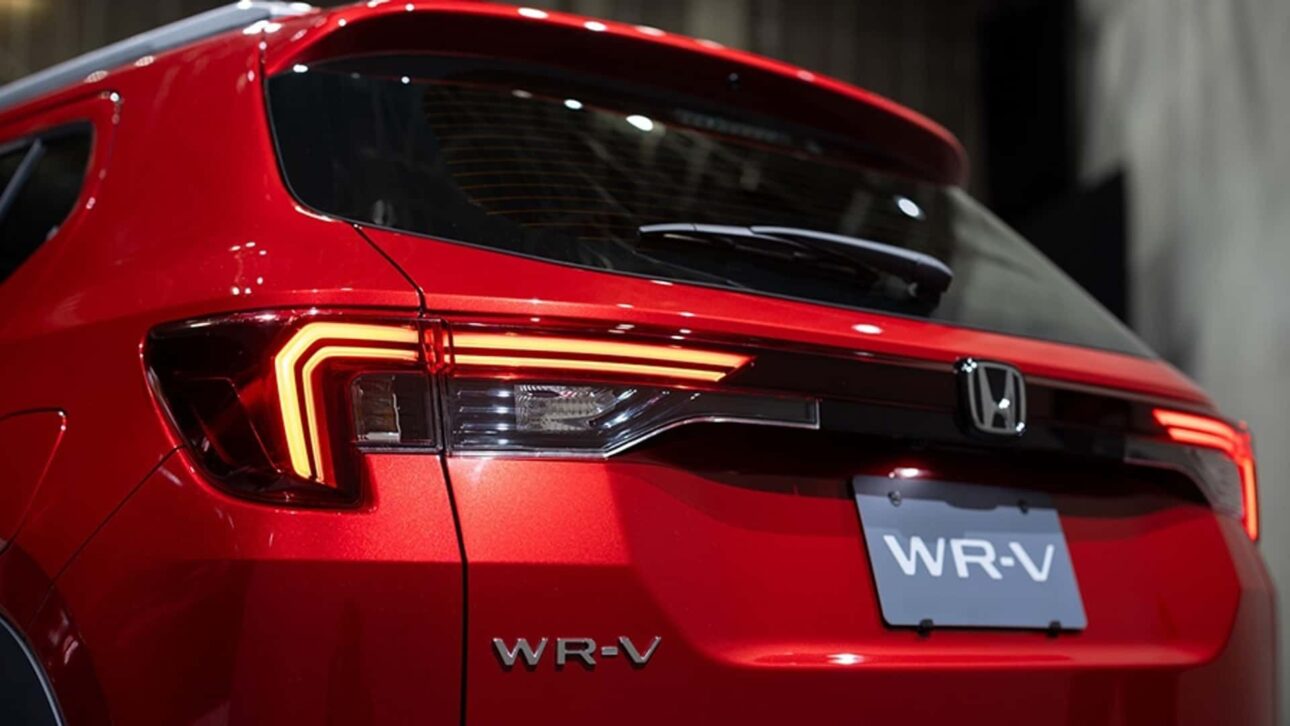 Destacado para la parte trasera del Honda WR-V 2026, que refuerza el estilo aventurero del SUV compacto de Honda. (Imagen: divulgação)