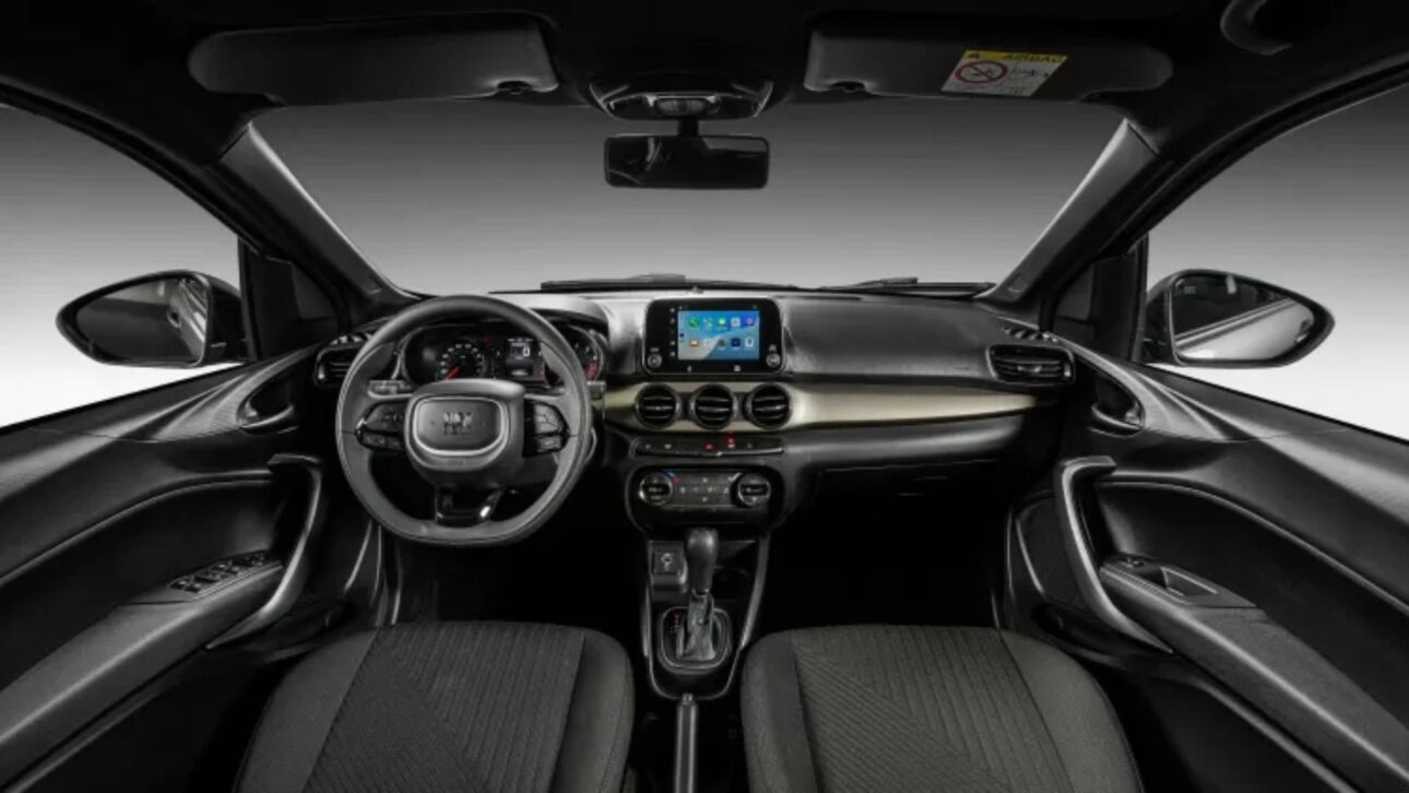 Conozca El Fiat Cronos 2026, Sedán Compacto Con Motor 1.3 Flex, Cambio CVT, Maletero De 525 L Y Consumo De Hasta 14 Km/l.