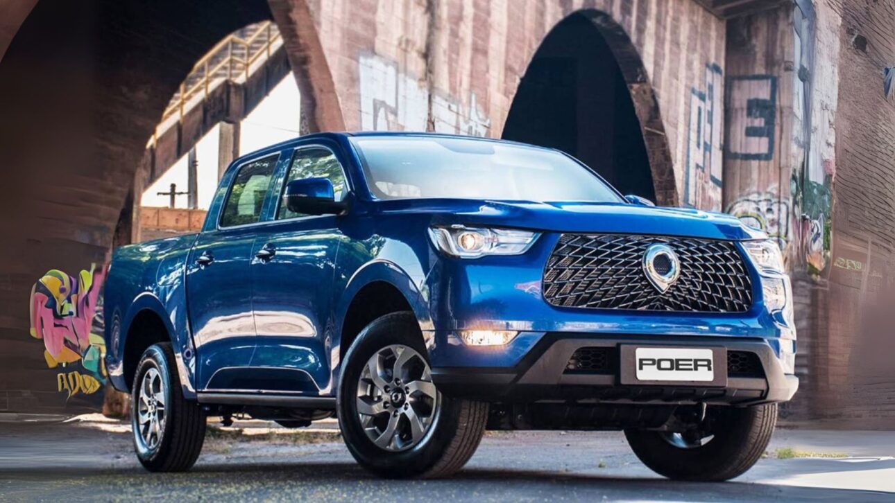 GWM Poer P30 debuta en Brasil con motor 2.4 turbodiésel, cambio de 9 marchas y diferenciales frente a Hilux y Ranger.
