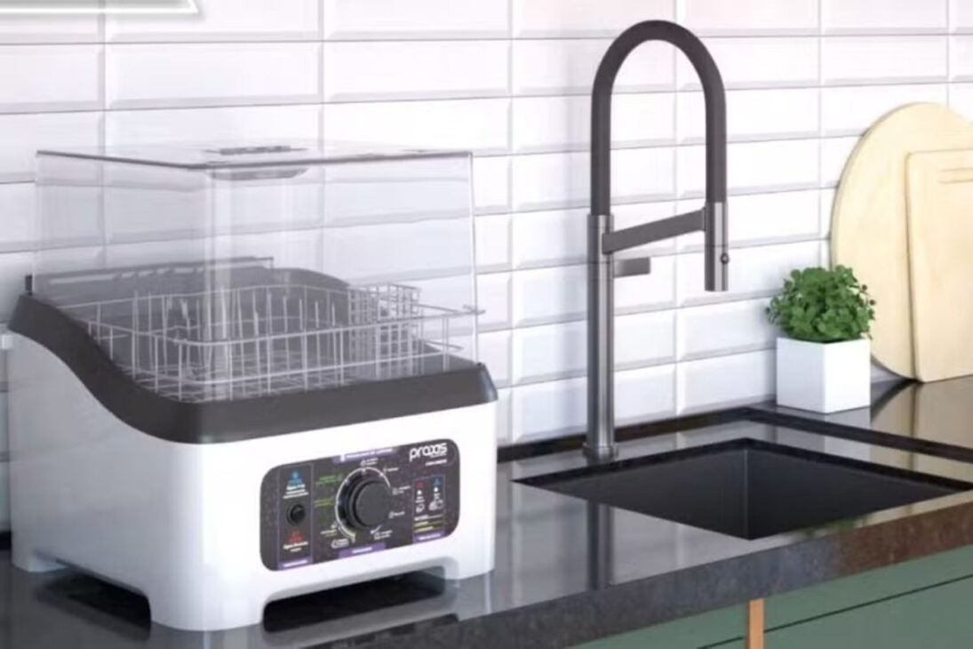 Lava-louças portátil barata bomba no TikTok, elimina louça e bagunça por menos de R$ 1.200