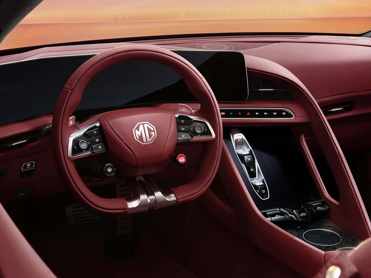 Painel e volante do MG Cyberster com acabamento em couro vermelho