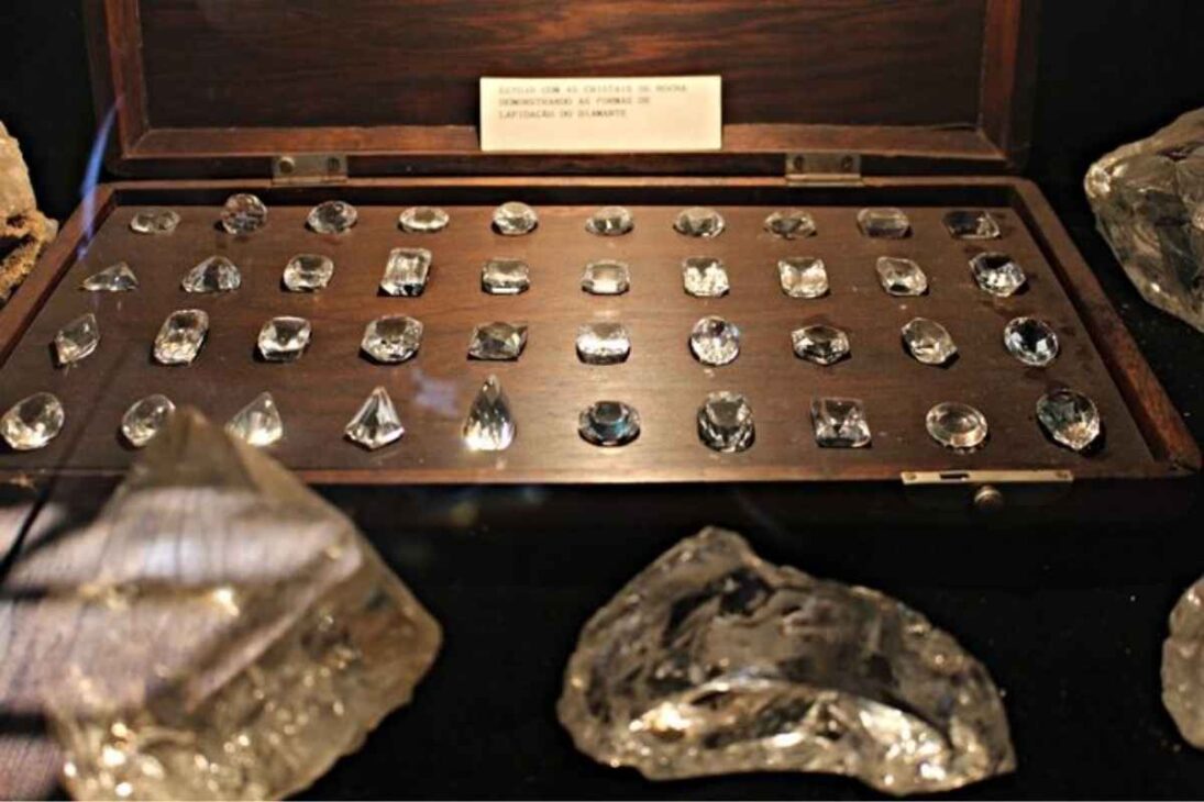 Mina de diamantes brasileña produce el 81% de las gemas del país, con más de 340 mil quilates al año y pionera en la minería en roca volcánica