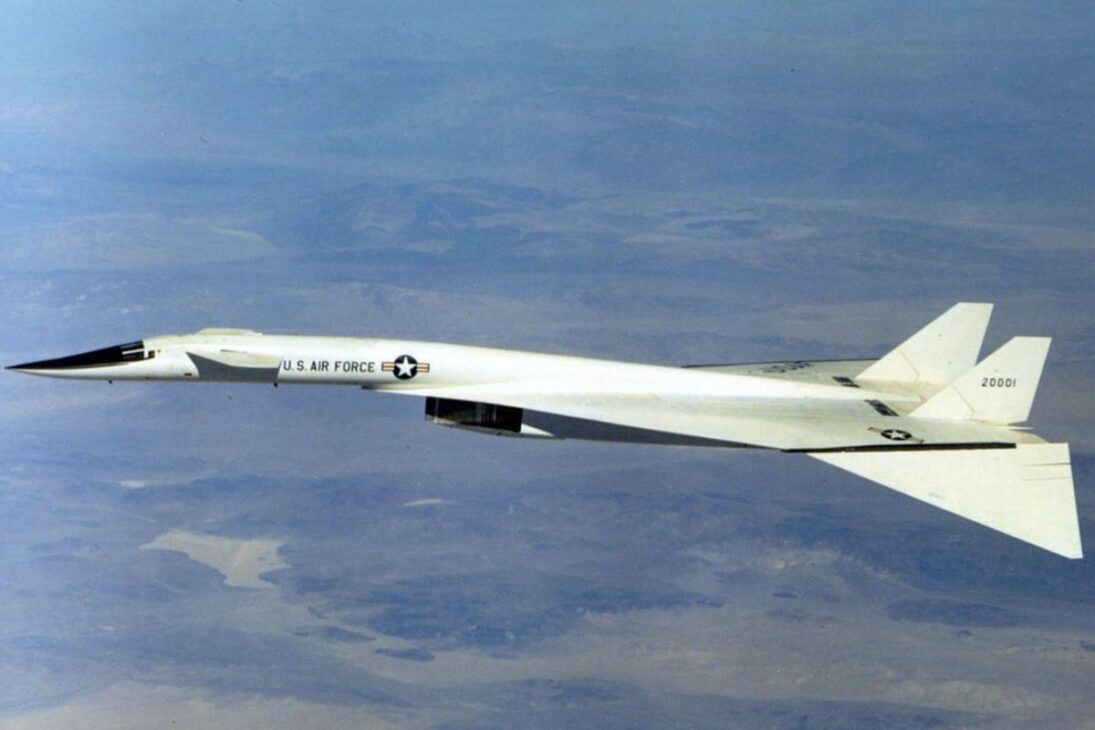 El fin del Valkyrie: por qué los EUA abandonaron el bombardero más veloz del mundo?