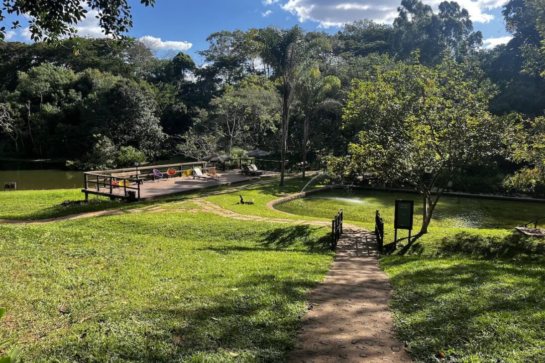 El mayor hotel granja de Brasil tiene 300 hectáreas de área y más de 200 especies de pájaros catalogadas
