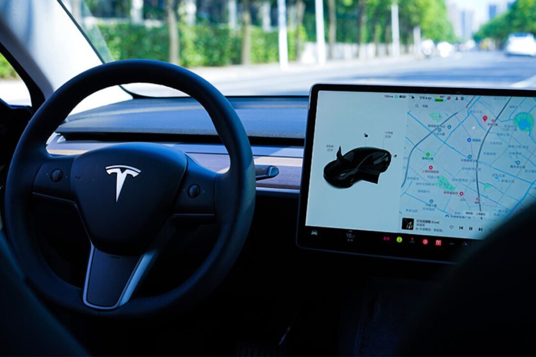 El nuevo negocio de Elon Musk promete un lucro de hasta US$ 30 mil por año para cualquier persona con un coche que trabaja solo como taxi