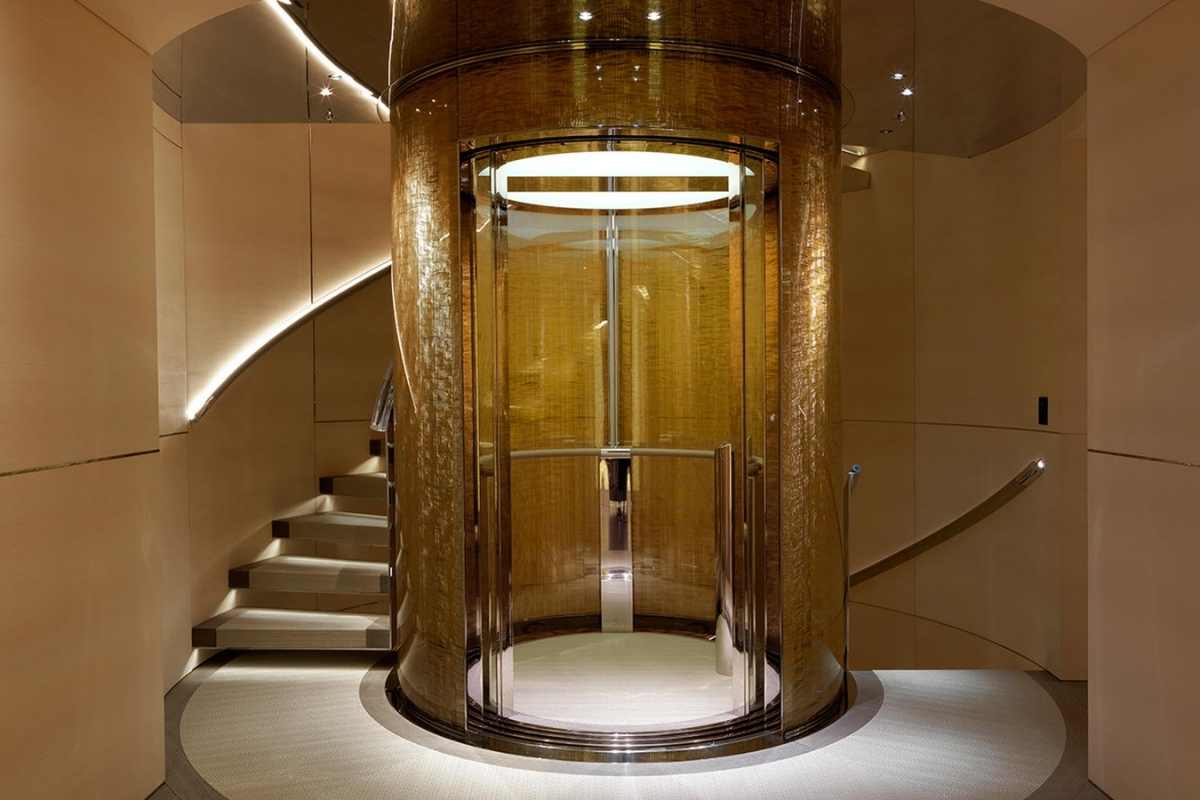 Como o corpo reage dentro de um elevador: a explicação da física para a sensação de peso e alívio