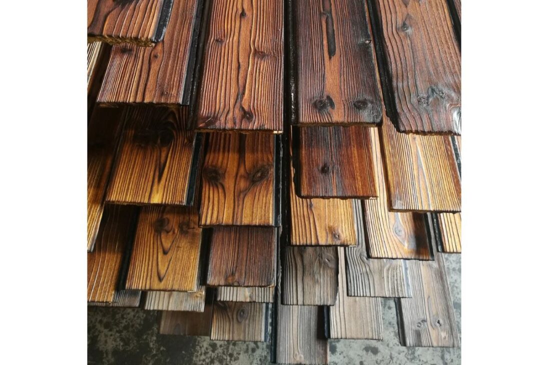 El secreto de la madera que no arde: técnica milenaria japonesa conquista obras modernas en Brasil