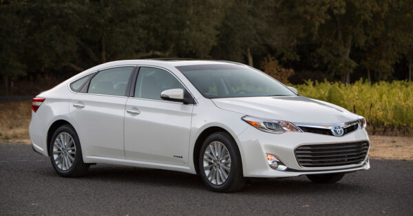 Fusion, Azera, Passat e Accord: Sedãs de luxo que custam menos que um SUV compacto e rodam 300 mil km com manutenção simples