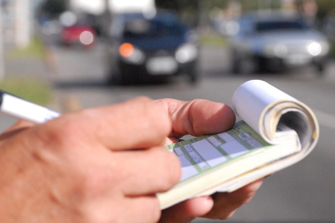 Suspensión de la CNH por error común: especialista alerta sobre riesgos al prestar el coche