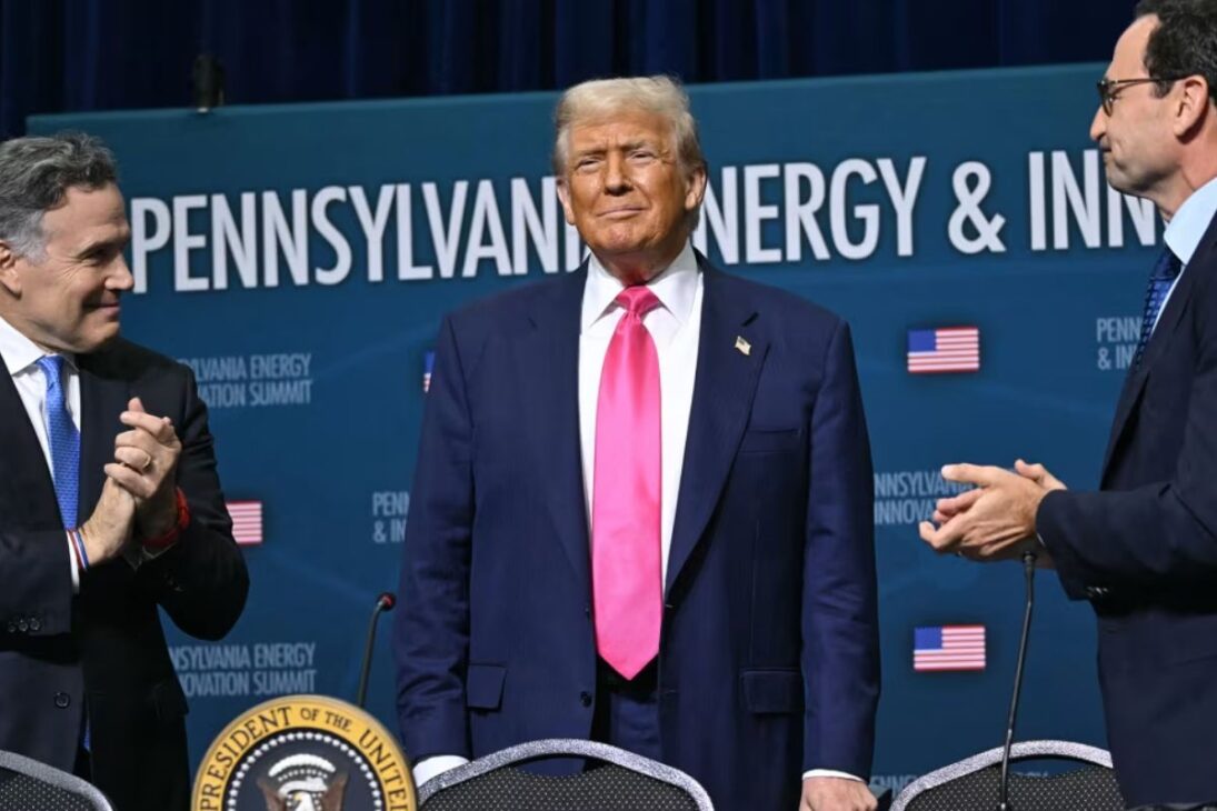 Trump anuncia investimento de US$ 90 bi em IA com foco na Pensilvânia