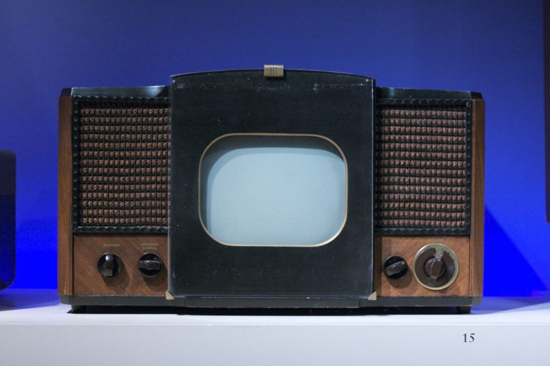 Un apartamento por una TV: cuánto costaría hoy la primera televisión vendida en Brasil?