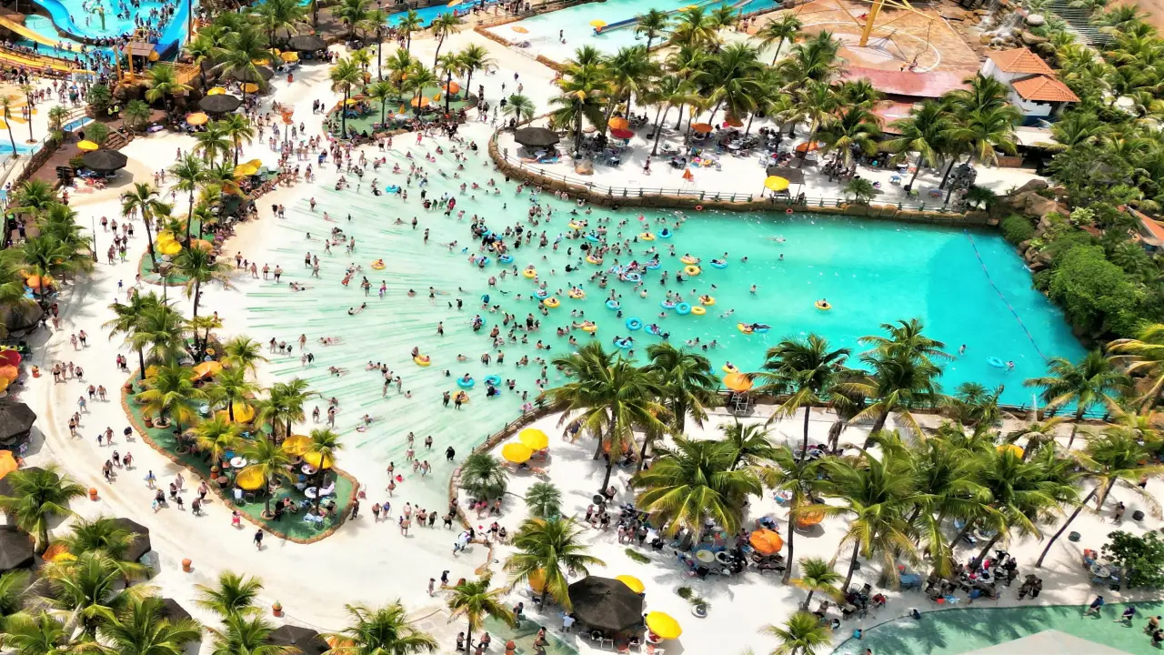 Esta cidade é conhecida como Orlando Brasileira por sua infraestrutura revolucionária e atrações únicas que está conquistando o coração dos brasileiros e de todo o canto do planeta