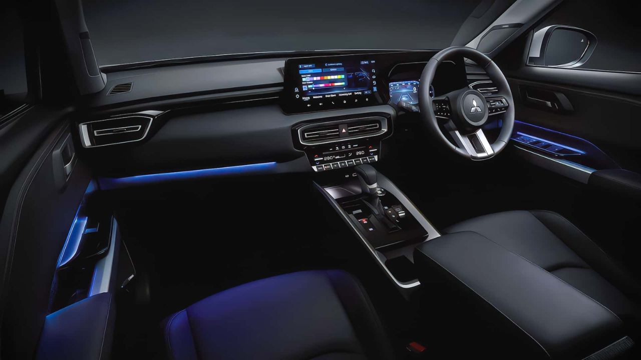 Mitsubishi Destinator, novo SUV de 7 lugares, será lançado em julho na Indonésia. Modelo traz motor turbo, interior tecnológico e foco em mercados emergentes.