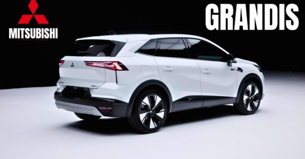 Mitsubishi Grandis 2026 renasce como SUV híbrido com até 7 lugares, painel digital vertical e consumo urbano abaixo de 5 L/100 km