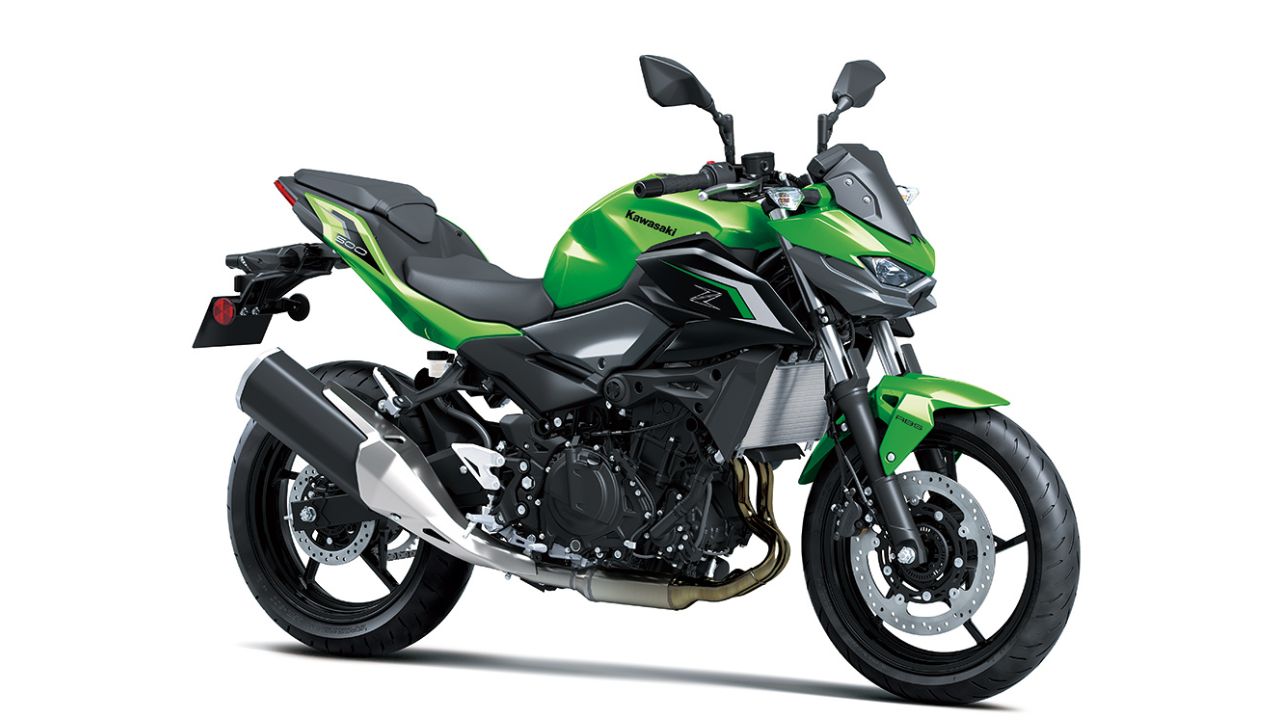 Modelo da Kawasaki já está disponível no Brasil e chama atenção pelo motor de 451 cc, conectividade com smartphone e visual esportivo.