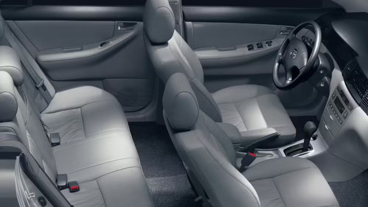 Interior de la Toyota Fielder