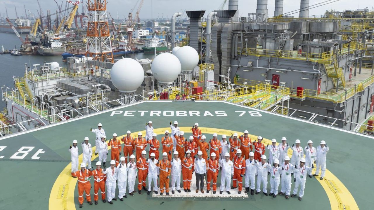 Tripulación del FPSO-78 de Petrobras.