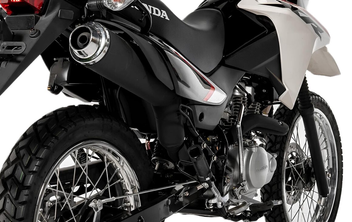 La Nueva Honda XR 150L 2026 Llega al Mercado con Panel Digital, Motor de 150cc y Autonomía de 388 km