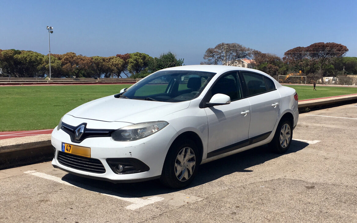 7 coches usados olvidados que valen oro robustos con mantenimiento conocida y buen costo beneficio Renault fluence