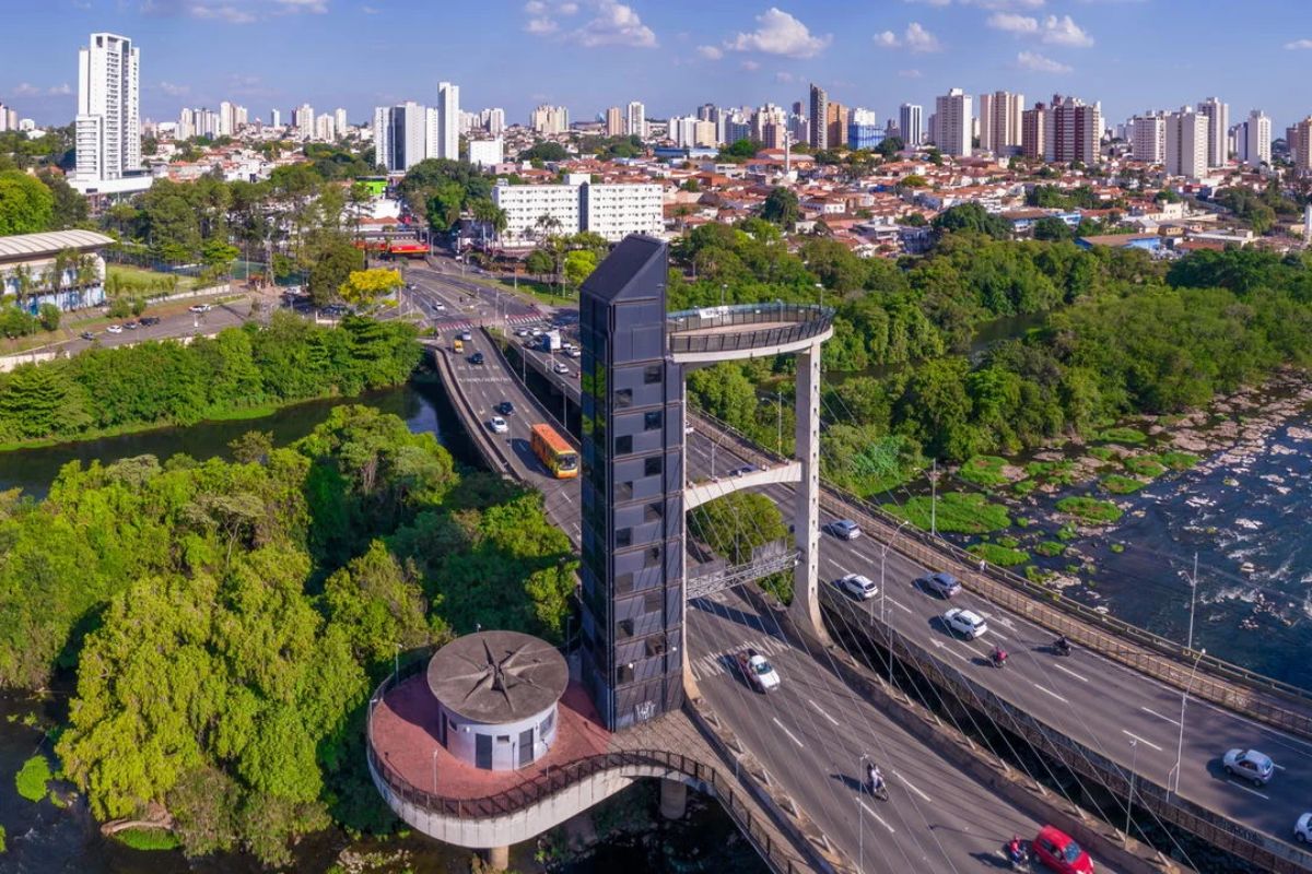 Piracicaba teme até 5 mil demissões após tarifaço de Trump impor sobretaxa de 50% sobre exportações de máquinas agrícolas e peças