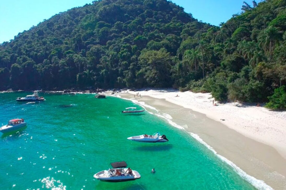 Con 365 islas, Angra dos Reis recibe 2 millones de turistas por año y crece como uno de los destinos más buscados en Brasil