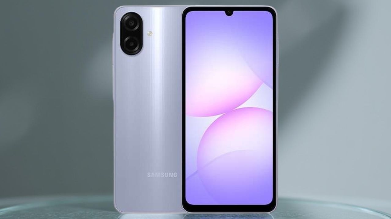 El Samsung Galaxy M07, nuevo celular económico de la marca, apareció en un sitio oficial y debe traer Android 15, cámara de 50 MP y pantalla de 6,7 pulgadas.