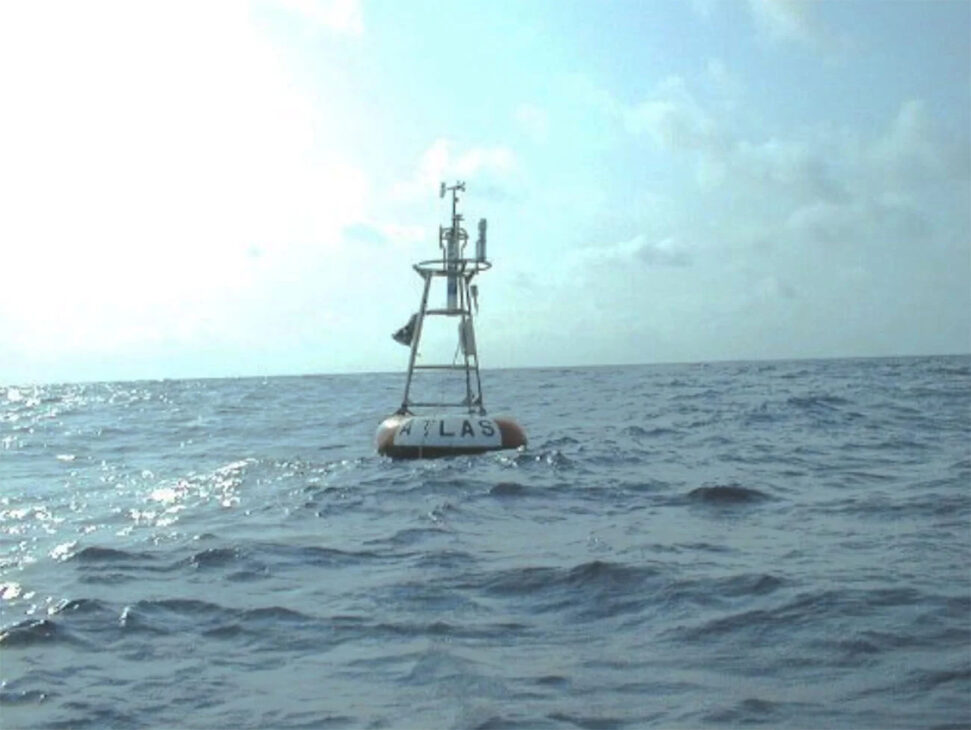 Descubra la Isla Nula, una isla ficticia en el punto cero de la Tierra, en la coordenada 0,0 de la Tierra, situada en el Golfo de Guinea, y entienda por qué se convirtió en una solución técnica y curiosidad global.