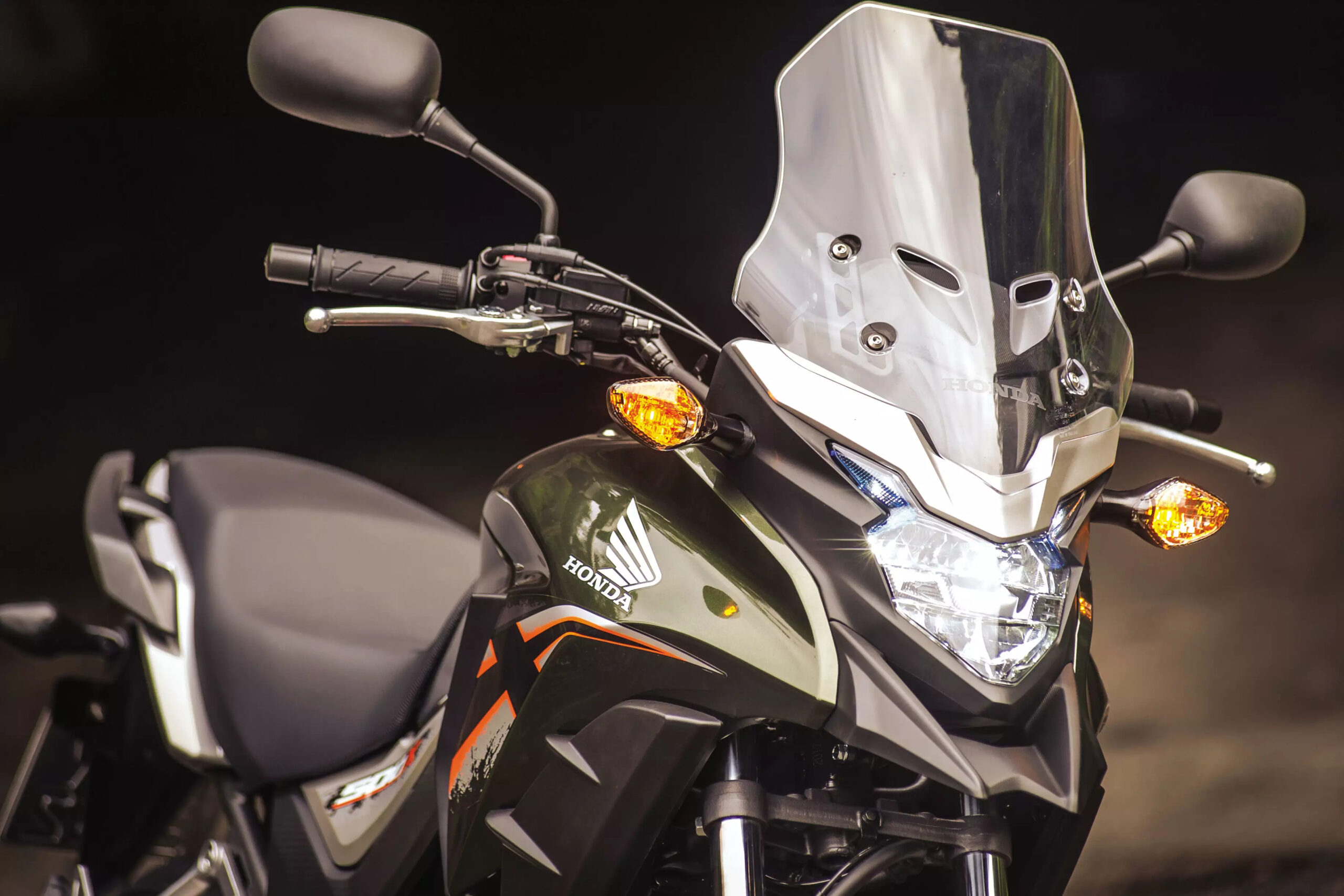 Custando R$ 35 mil, Honda CB 500X 2019: moto versátil, econômica e mais barata que um PC gamer com placa RTX 4090