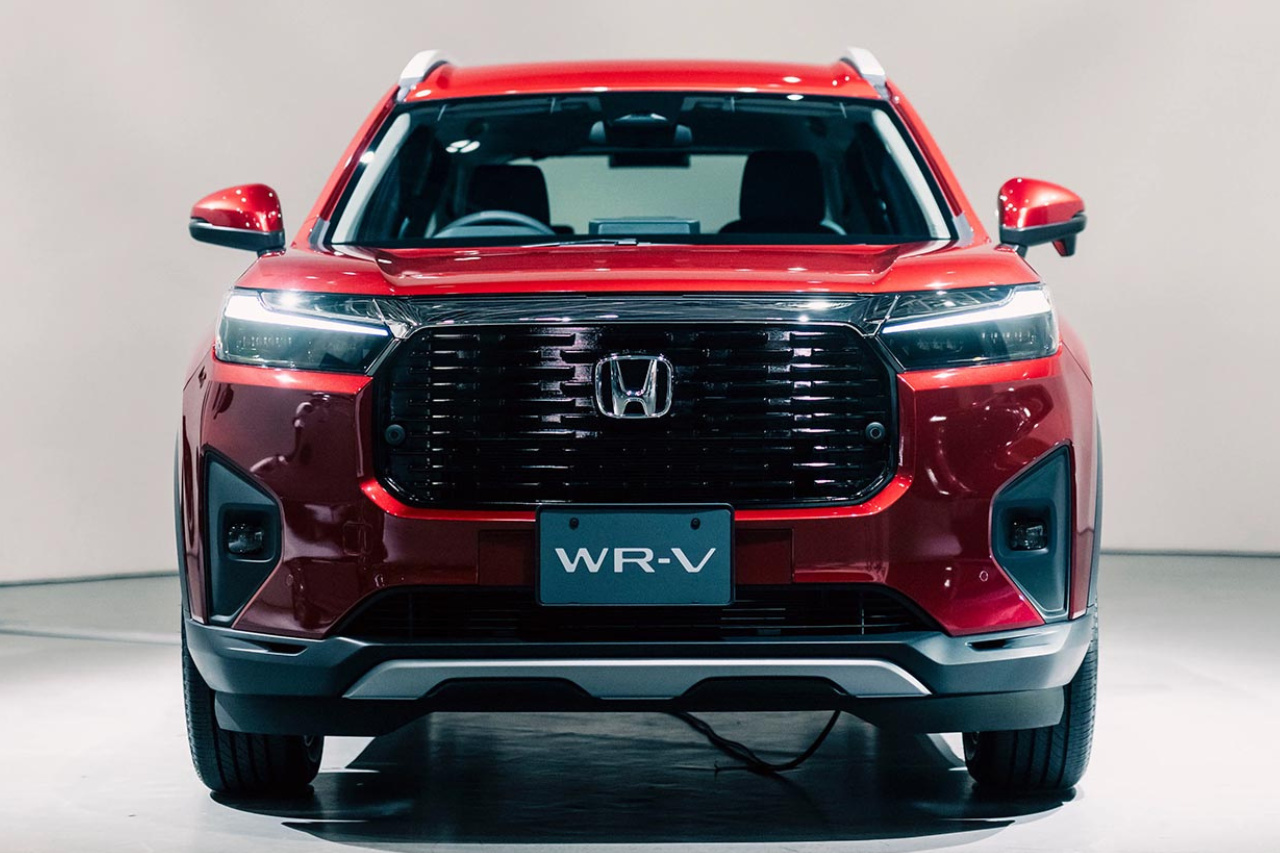 Honda WR‑V híbrido‑flex estreia em 2025 com consumo de 23 km/l, autonomia de 1.100 km e preço competitivo na faixa dos R$ 120 mil para concorrer com o Corolla Cross