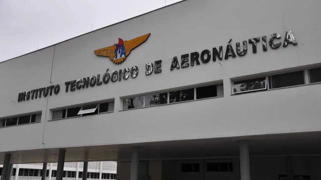 Descubre cómo acceder a los cursos gratuitos del ITA, una de las mayores referencias en Ingeniería en Brasil. Estudia en línea, a tu ritmo, y eleva tu conocimiento sin pagar nada.