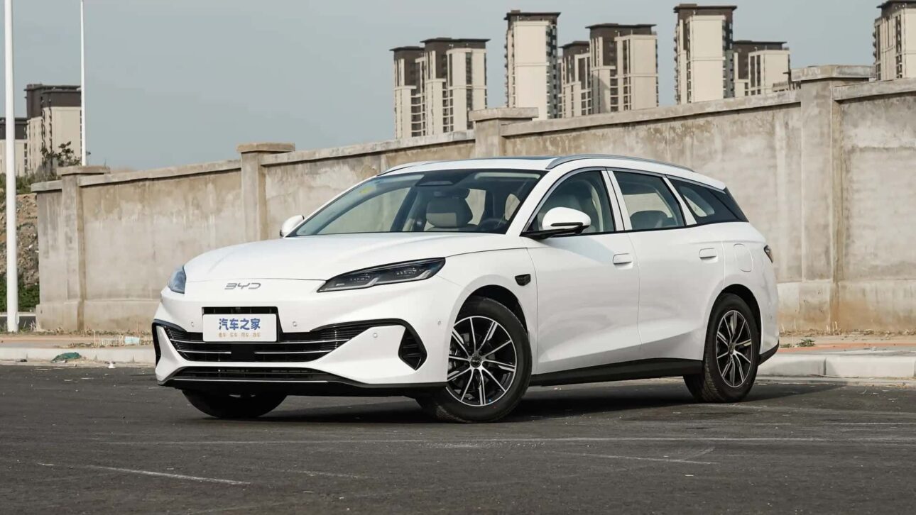 Nueva BYD Seal 06 DM-i Wagon estrena en China con hasta 2.000 km de autonomía, consumo de 31,7 km/l y precio de coche popular.