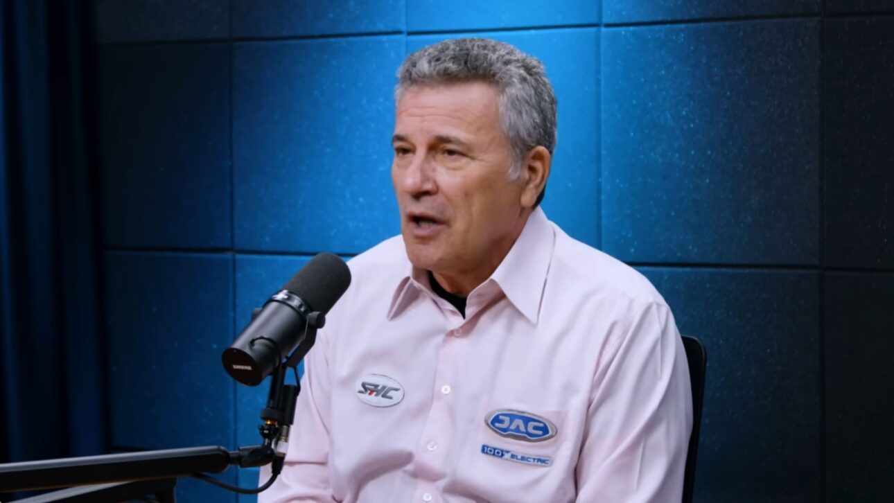 Sergio Habib, ex-presidente da Citroën Brasil e atual CEO da JAC Motors no país, em vídeo publicado no canal Market Makers