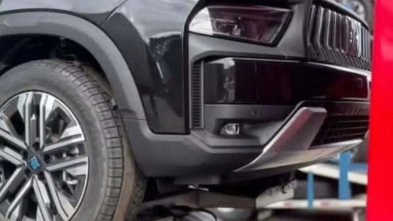 Nueva Fiat Toro 2026 cambia de nombre a TD450, trae motor 2.2 turbodiésel, visual inspirado en el Grande Panda y freno electrónico. ¡Consúltalo!